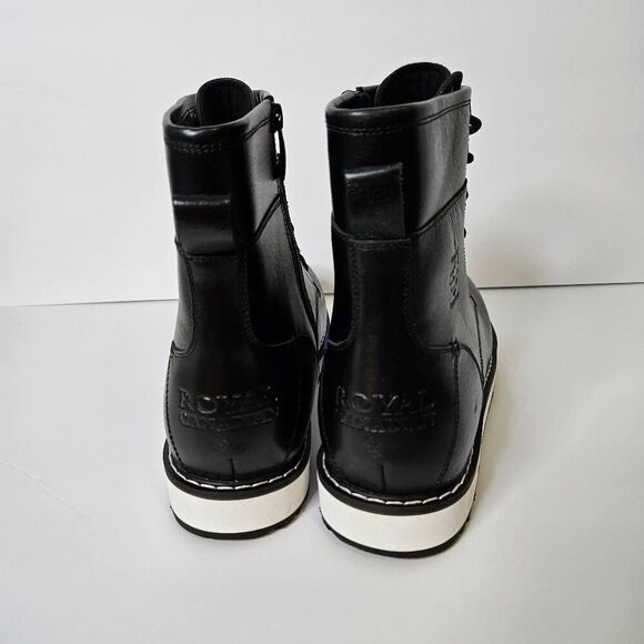 Royal Canadian men\'s black leather boots. Size 9. NWOB main image 4